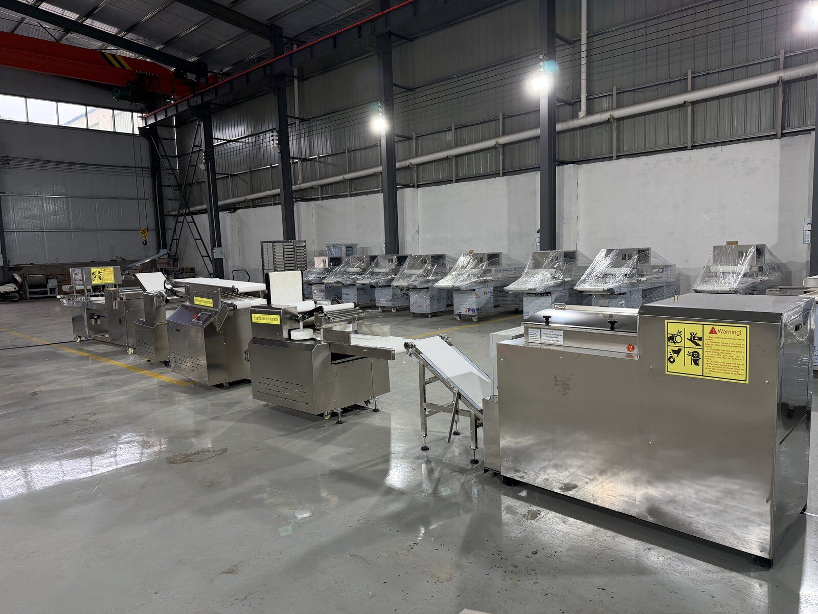 Connected processing section of the lotus leaf bun production line