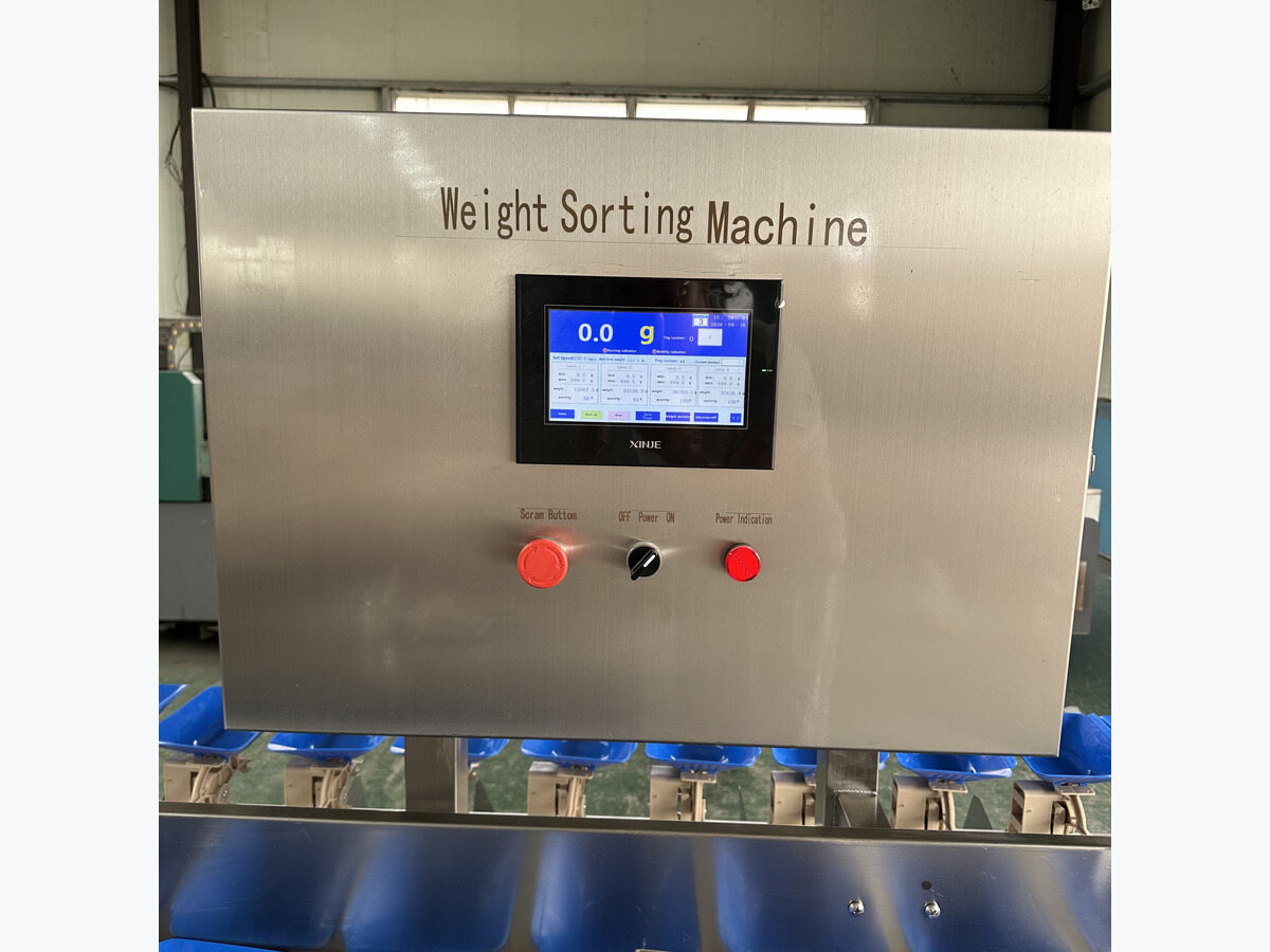Control touchscreen on a YN-CZFJJ weight grading machine