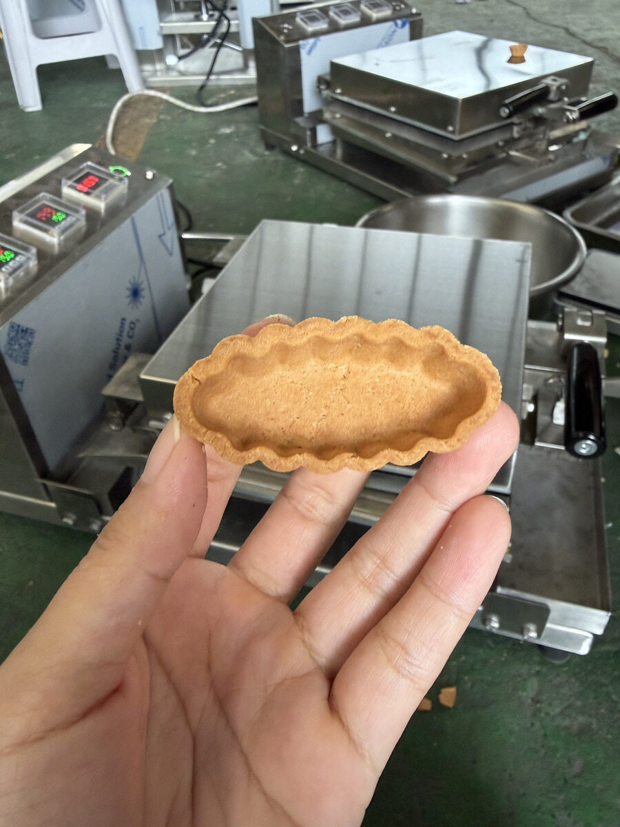 Oval tart shell sample in the workshop.